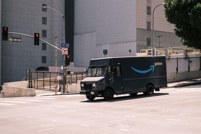 This Is How Selling Books on Amazon Works